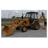 Case 580C Loader Backhoe
