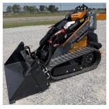 Brand New Giant GS950T Mini Skid Steer Loader