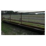 Steel Pipe Cattle Panel w/ Feeder