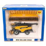 1/32 Ertl New Holland CR960 Combine with Both Head