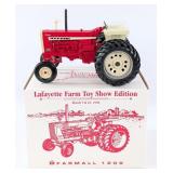 1/16 Ertl Farmall 1206 Tractor with Duals 1996 Laf