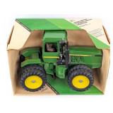 1/16 Ertl John Deere 8650 4wd Tractor
