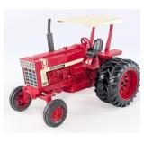 1/16 Ertl International Hydro 100 Tractor with Dua