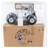 1/16 Die-Cast Promotions Factory Big Bud 16V-747 4