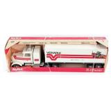 Nylint Versatile 836 Freightliner Semi Truck and T