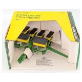 1/16 Ertl John Deere 4-Row Corn Planter - Yellow T