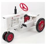 Scale Models McCormick Farmall M White Demonstrato