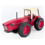1/16 Ertl International 3588 2+2 Tractor
