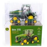 1/32 Ertl John Deere 8RX370 Tractor