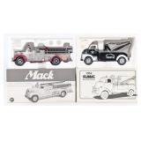 1/34 First Gear 1952 GMC Heavy Duty Wrecker & 1960
