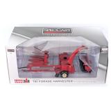 1/16 SpecCast Case IH 781 Forage Harvester with Co
