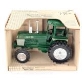 1/16 Scale Models Spirit Of Oliver Tractor
