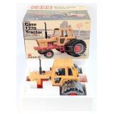 1/16 Ertl Case 1370 Tractor with Duals and Cab