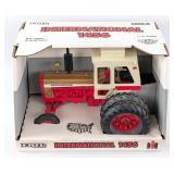 1/16 Ertl International 1456 Golden Demonstrator T