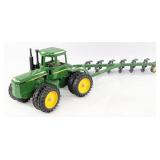 1/16 Ertl John Deere 8650 4wd Tractor with 6-Botto