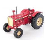 Custom 1/16 International Farmall 1206 Tractor
