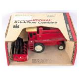 1/32 Ertl International Axial-Flow Combine w/ Grai