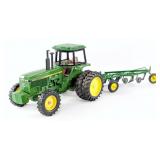 1/16 Ertl John Deere 4850 Tractor with Duals & 4-B