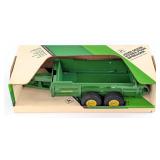 1/16 Ertl John Deere Hydra Push Manure Spreader