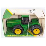 1/16 Ertl John Deere 8870 4wd Tractor