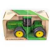 1/16 Ertl John Deere 8760 4wd Tractor