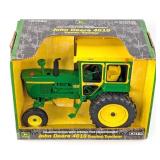 1/16 Ertl John Deere 4010 Tractor with Hiniker Cab