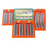 Lionel Fastrack and Plasticville Village Set
