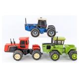 1/32 Ertl Allis-Chalmers 4W-305, Ford Versatile 84