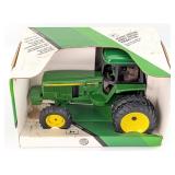 1/16 Ertl John Deere 4960 MFWD Tractor