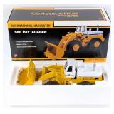 1/25 First Gear International Harvester 560 Payloa
