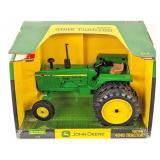 1/16 Ertl John Deere 4040 Open Station Tractor w/