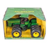 1/16 Ertl John Deere 9200 4wd Tractor with Triples