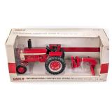 1/16 Ertl International Harvester Hydro 70 Tractor