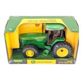 1/16 Ertl John Deere 8210 Tractor