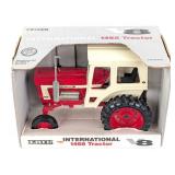 1/16 Ertl International 1468 V8 Tractor
