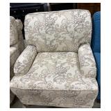 (L) Lounge Chair W/ Floral Patterns. 42" x 36" x