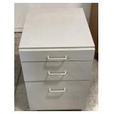 (H) 3 Door Rolling Filing Cabinet. 20" x 24" x