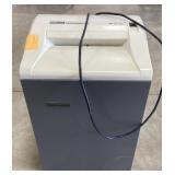 (Q) Fellowes Powershred 220 Paper Shredder