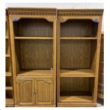 (D) Lot with wooden bookcase measuring approx 32"