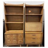 (Q) Pair of wooden bookcases approx 31? x 17? x