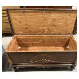 (Q) Lane Altavista, PA Cedar chest measuring 46"