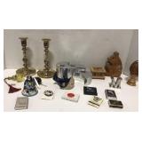 (H) lot of small trinkets including cracked