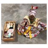 (Q) Lot of 2 dolls one with box
