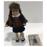 (Q) Molly American girl doll