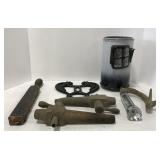 (EE) Flat of Vintage Items incl. Flashlight and