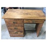 (AF) wooden desk with 4 drawers measuring 40" by