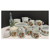 (AF) McCoy Pottery Strawberry Country Dishware