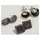 (Q) STERLING SILVER EARRINGS total weight is