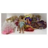 (AK) Lot of Female Barbie Dolls