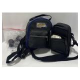 (AK) Canon Sure Shot Mega Zoom 76 And Olympus